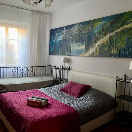 Beautiful And Charming Apartment In The Heart Of The Old Town Warszawa Exteriör bild