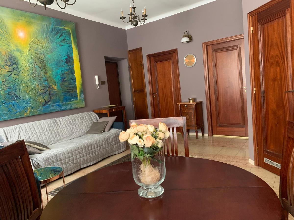 Beautiful And Charming Apartment In The Heart Of The Old Town Warszawa Exteriör bild